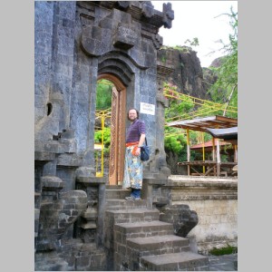 Bali-E-Droga-Melanting-02.jpg